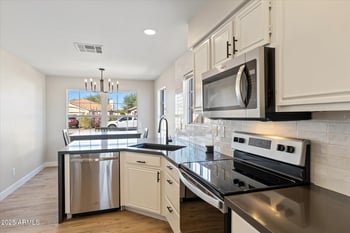 6617 Northridge St, Mesa, AZ 85215