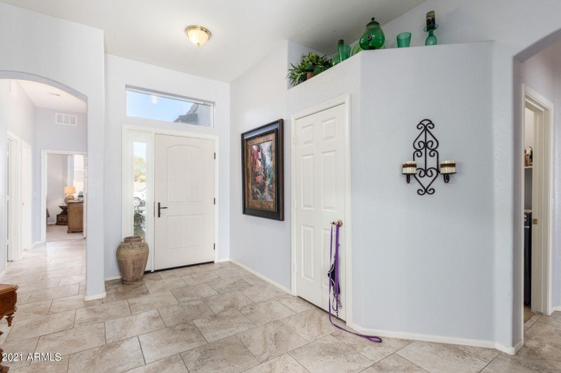 6617 S 5th Way, Phoenix, AZ 85042