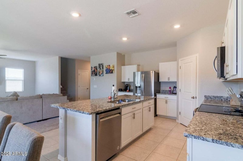 6617 Magdalena Ln, Laveen, AZ 85339