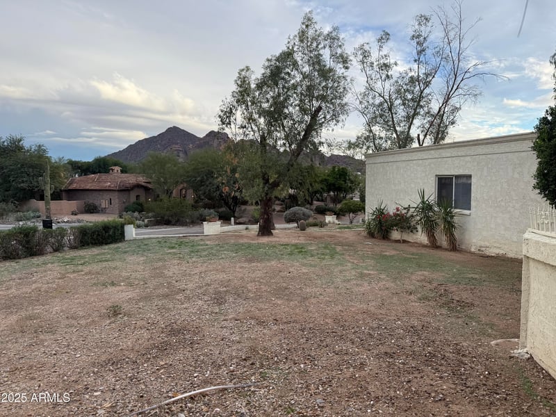 6618 Hillside Dr, Paradise Valley, AZ 85253