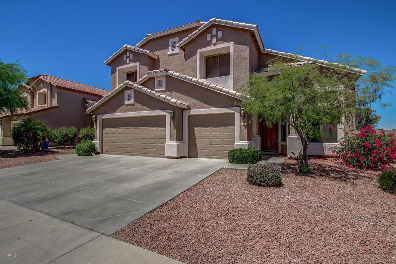 6618 S 45th Dr, Laveen, AZ 85339