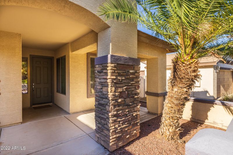 6618 S Garnet Way, Chandler, AZ 85249