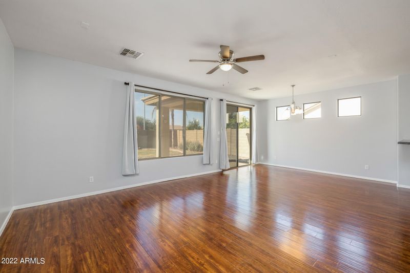 6618 S Garnet Way, Chandler, AZ 85249