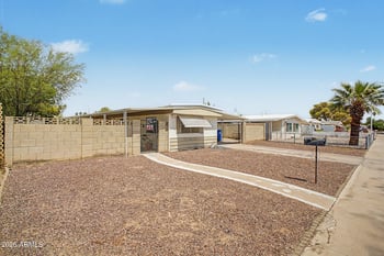 6618 W Hatcher Rd, Glendale, AZ 85302