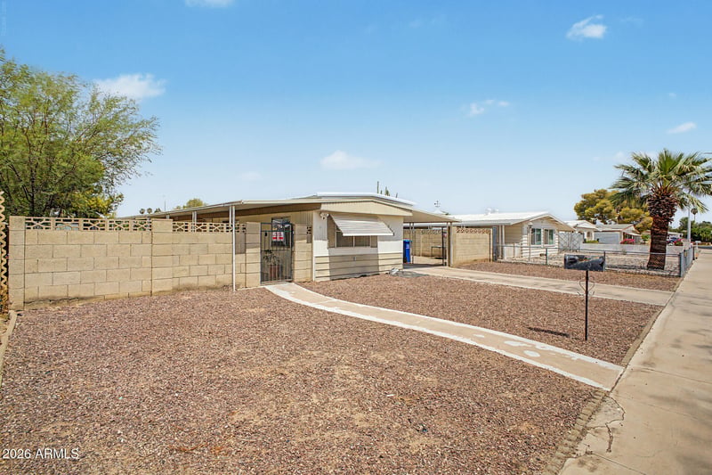 6618 W Hatcher Rd, Glendale, AZ 85302