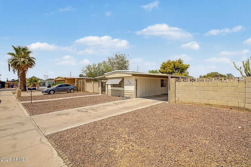 6618 W Hatcher Rd, Glendale, AZ 85302