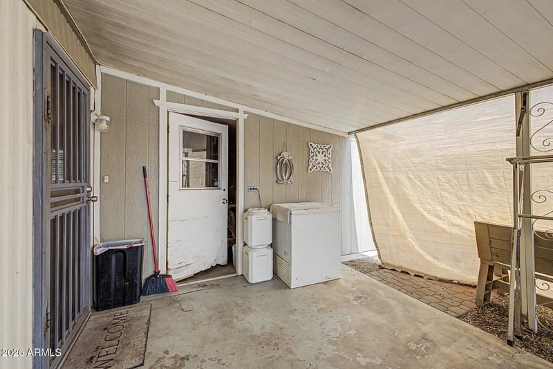 6618 W Hatcher Rd, Glendale, AZ 85302