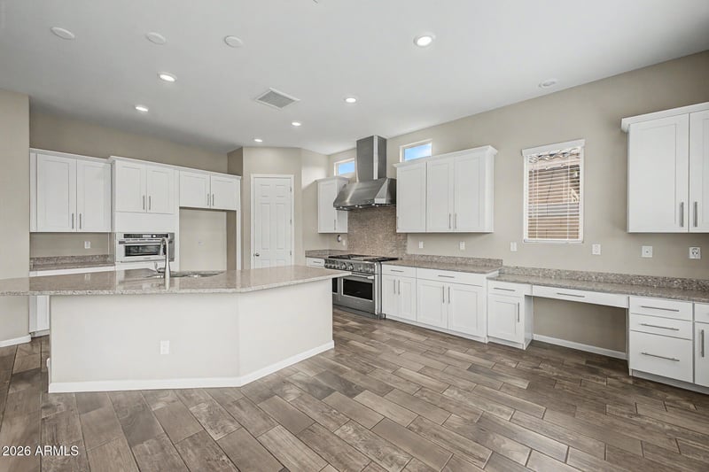 6618 Madre Del Oro Dr, Phoenix, AZ 85083