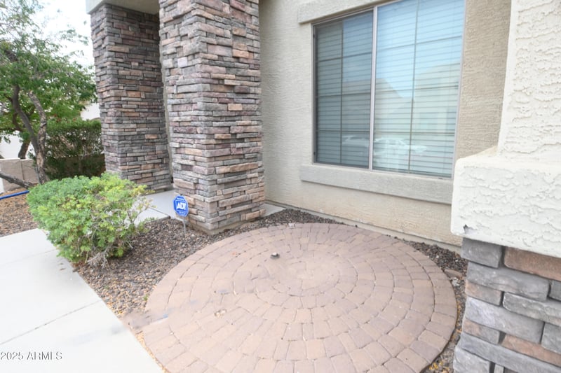 6619 Cordia Ln, Phoenix, AZ 85083