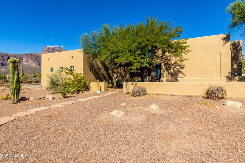 6619 Quail Hideaway Ln, Gold Canyon, AZ 85119