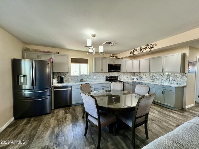 662 Ironwood Dr, Apache Junction, AZ 85120