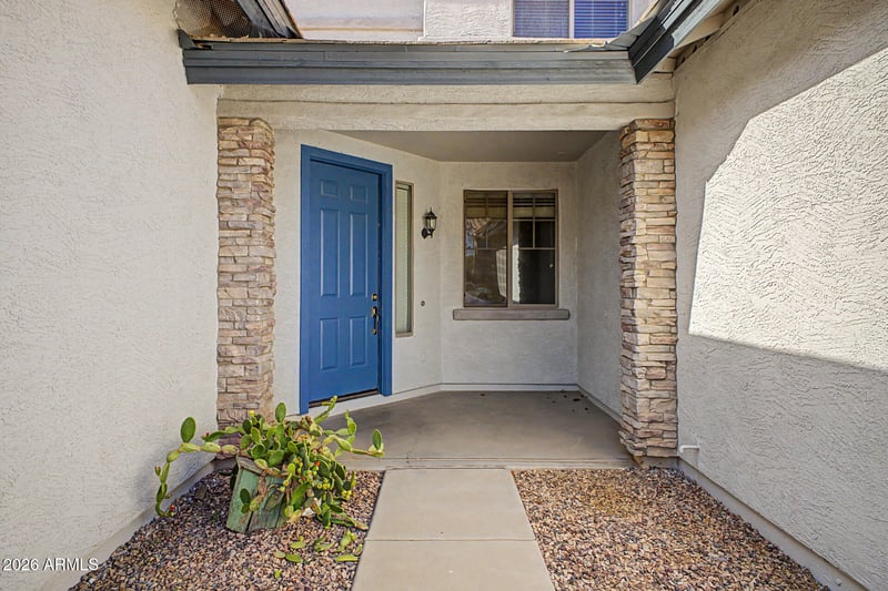 662 Desert Canyon Dr, San Tan Valley, AZ 85143