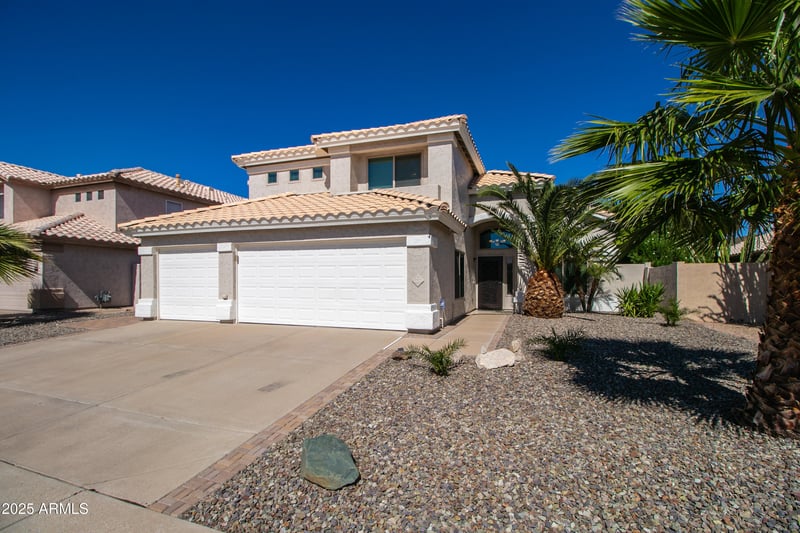 6620 Louise Dr, Glendale, AZ 85310