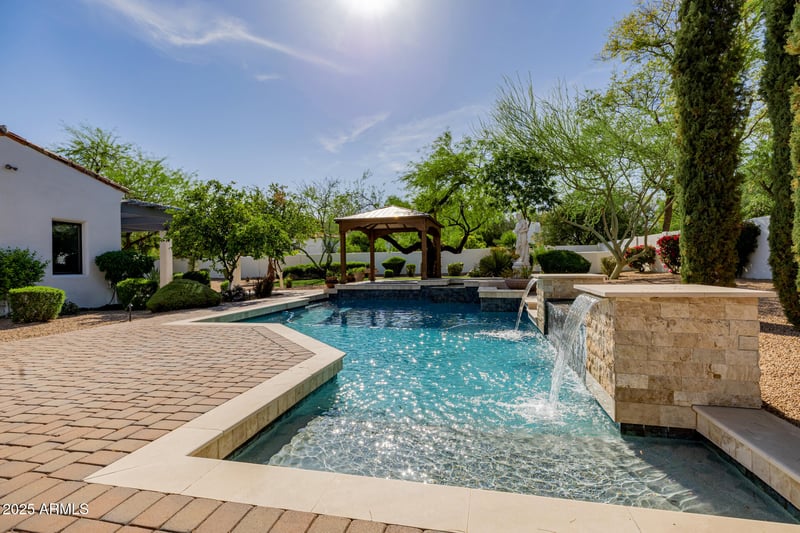 6620 Stallion Rd, Paradise Valley, AZ 85253