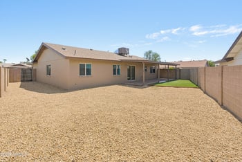 6620 W Mercer Ln, Glendale, AZ 85304