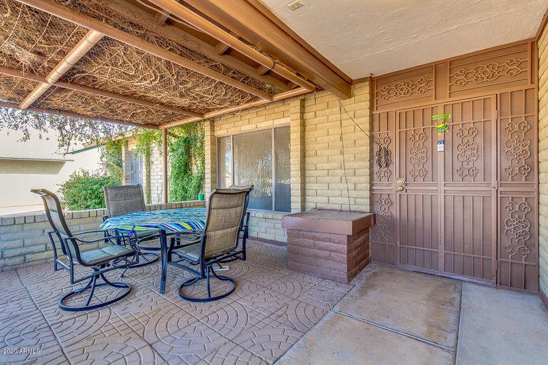 6621 S Marilyn Ann Dr, Tempe, AZ 85283