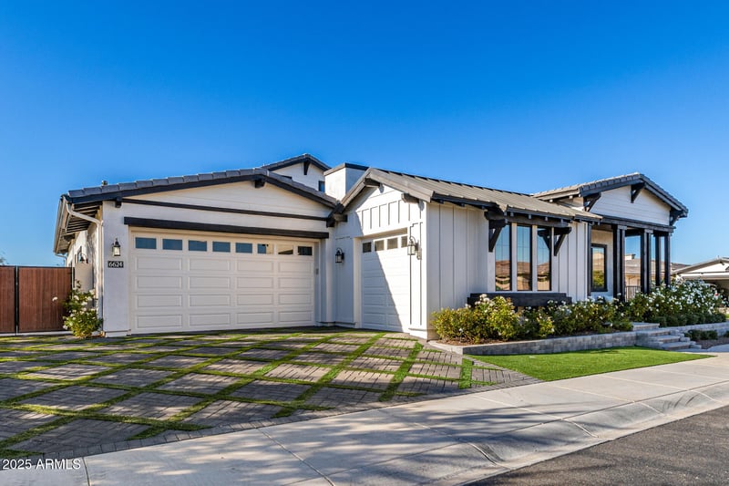 6624 Las Setas St, Gilbert, AZ 85298