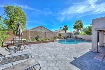 6624 Louise Dr, Glendale, AZ 85310