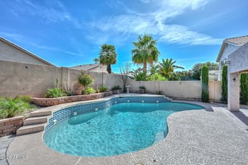 6624 Louise Dr, Glendale, AZ 85310