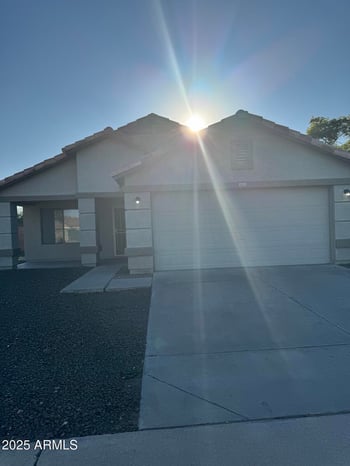 6625 Chickasaw St, Phoenix, AZ 85043