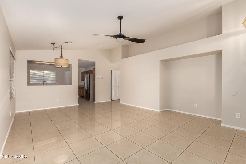 6625 Chickasaw St, Phoenix, AZ 85043