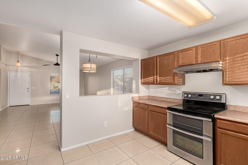 6625 Chickasaw St, Phoenix, AZ 85043