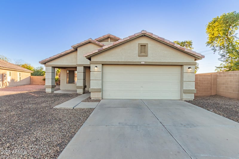 6625 Chickasaw St, Phoenix, AZ 85043