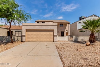 6626 Cinnabar Ave, Glendale, AZ 85302