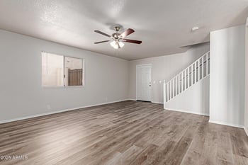 6626 Cinnabar Ave, Glendale, AZ 85302