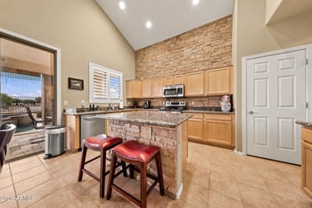 6626 Cartier Dr, Gilbert, AZ 85298