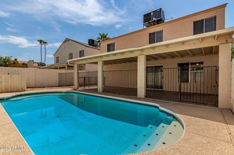 6626 W Cinnabar Ave, Glendale, AZ 85302