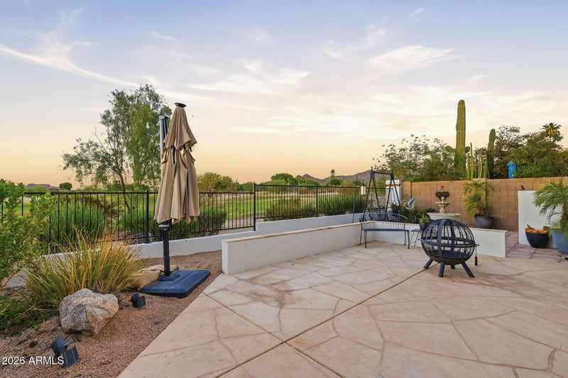 6628 E Sugarloaf St, Mesa, AZ 85215
