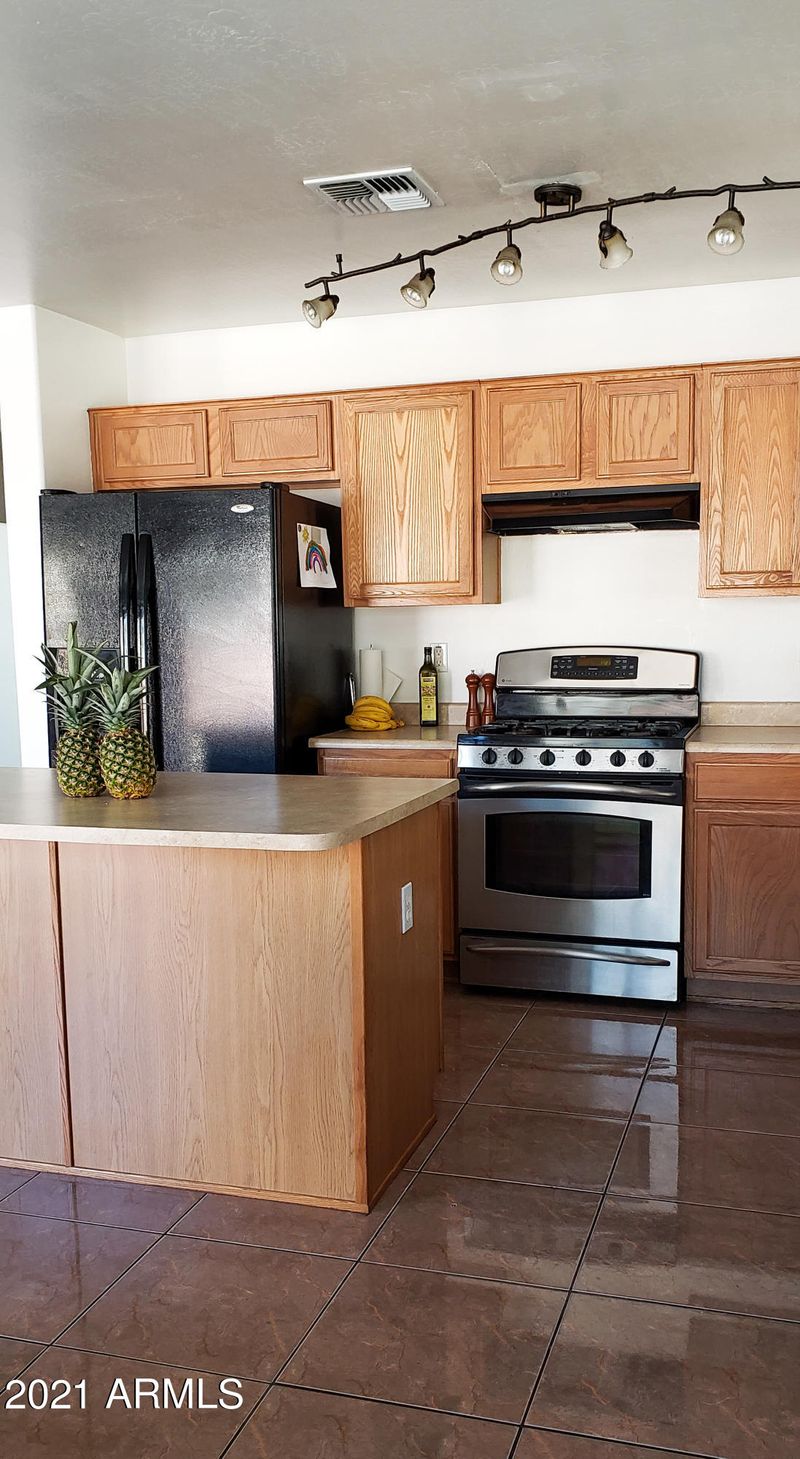 6628 W Hilton Ave, Phoenix, AZ 85043