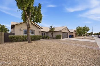 6629 Fairbrook Cir, Mesa, AZ 85205