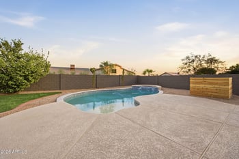 6629 Fairbrook Cir, Mesa, AZ 85205
