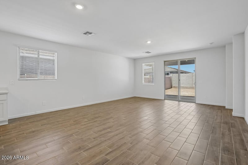 6629 E Upland Way, San Tan Valley, AZ 85143
