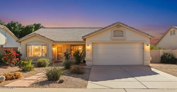6629 Menlo St, Mesa, AZ 85215