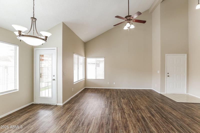 6629 Cheryl Dr, Glendale, AZ 85302