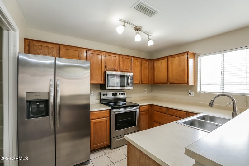 6629 Cheryl Dr, Glendale, AZ 85302