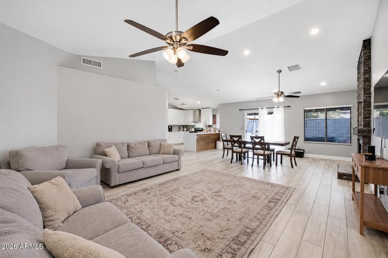 663 Jasmine Cir, Mesa, AZ 85203
