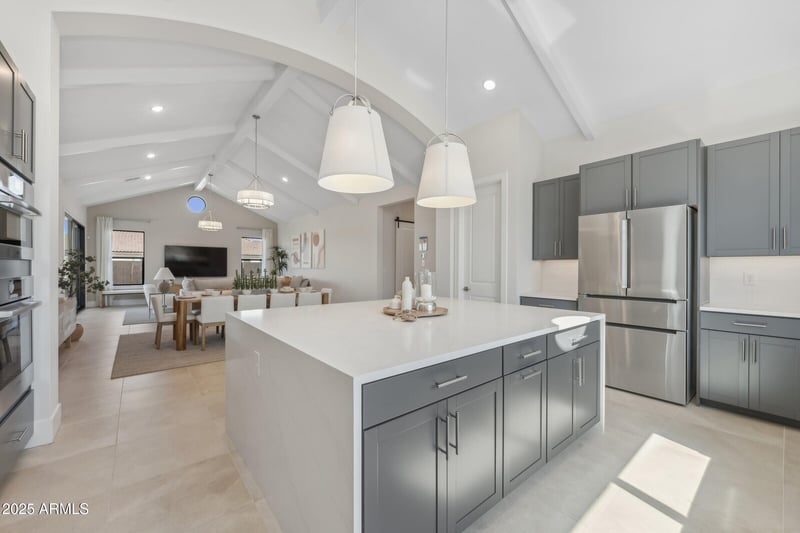 663 Grayling Rd, San Tan Valley, AZ 85140