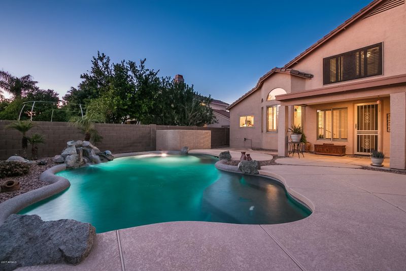 663 W Johnson Dr, Gilbert, AZ 85233