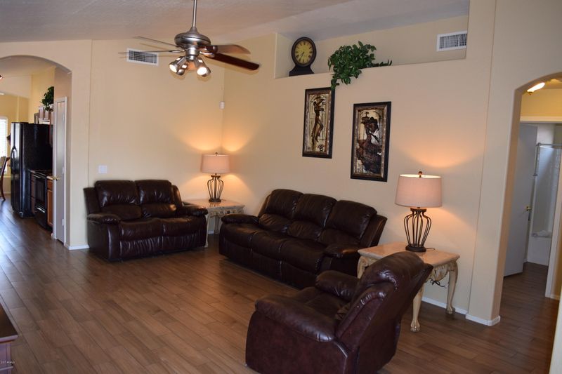 6630 E Barstow St, Mesa, AZ 85205