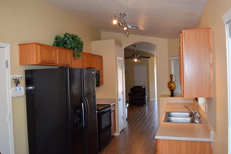 6630 E Barstow St, Mesa, AZ 85205