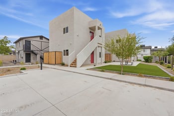 6630 S 11th St, Phoenix, AZ 85042