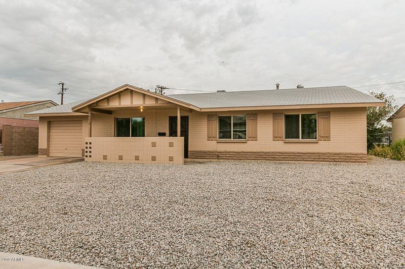6630 W Earll Dr, Phoenix, AZ 85033