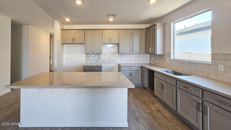 6632 Fiddleneck Way, San Tan Valley, AZ 85143