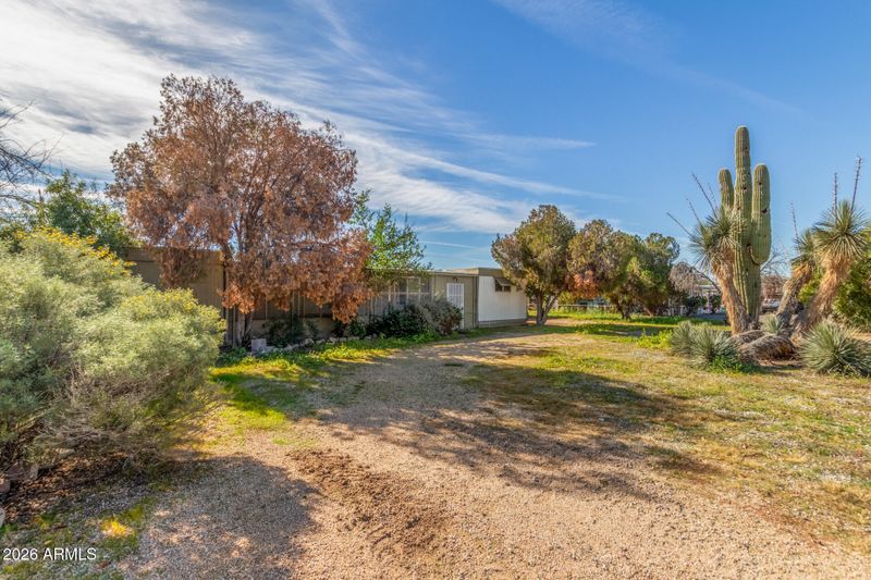 6633 W Nancy Rd, Glendale, AZ 85306