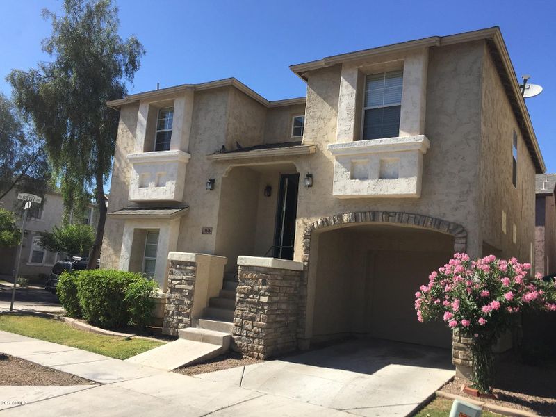 6636 W Johnson St, Phoenix, AZ 85043