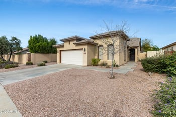 6637 Cartier Dr, Gilbert, AZ 85298